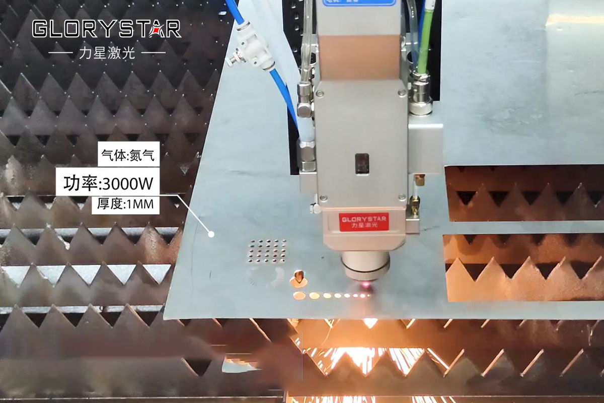 力星激光和客戶并肩發(fā)展，攜手共進(jìn)