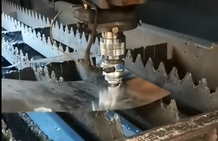 激光切割頭撞擊了怎么辦？如何處理？