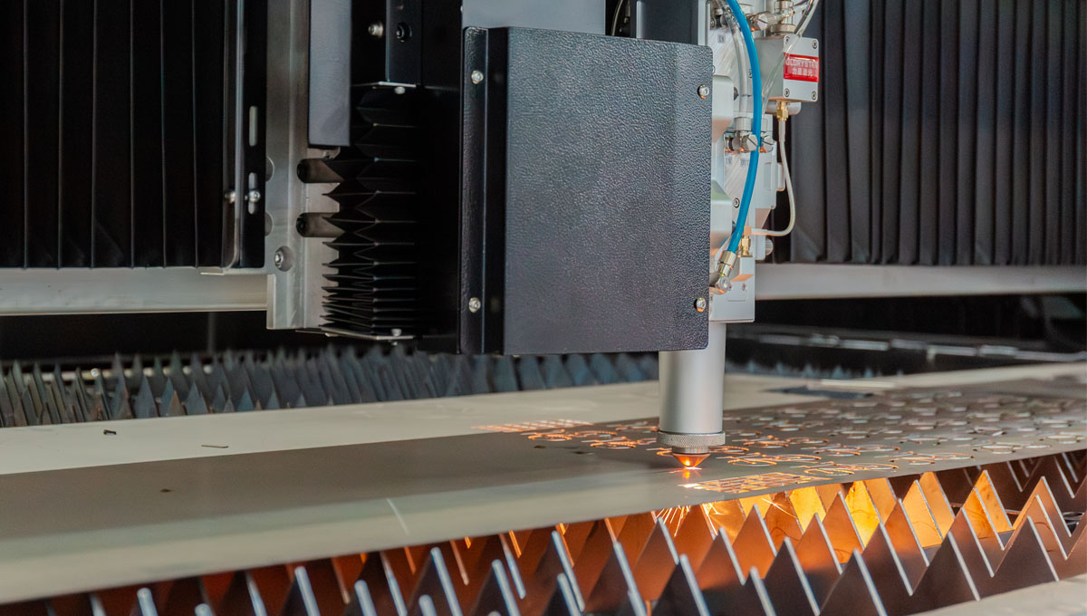 光纖激光切割機(jī)的工作原理，這篇文章跟你講明白！