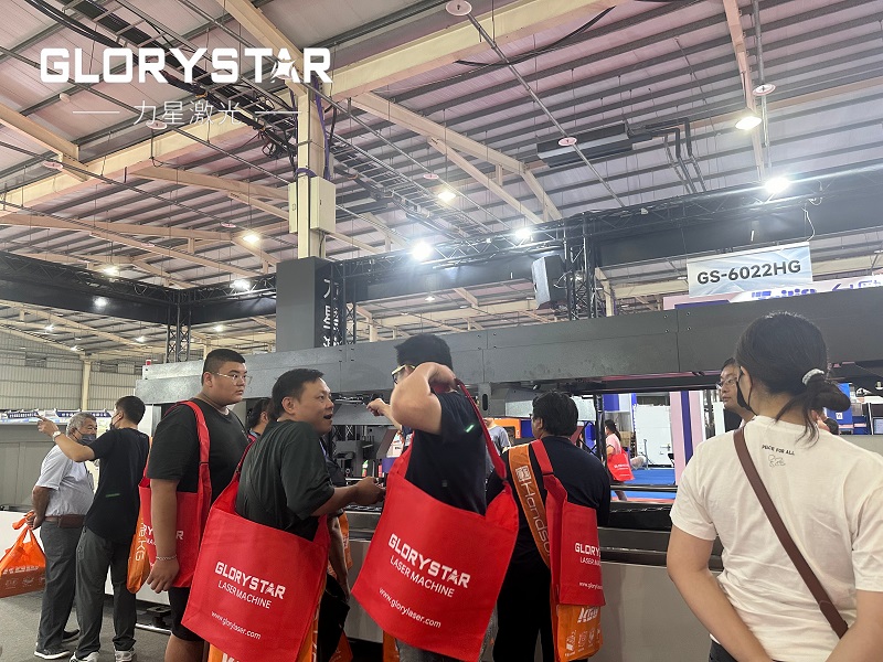 力星激光全國(guó)巡展〔臺(tái)灣站〕如火如荼！40000瓦超高功率獨(dú)領(lǐng)風(fēng)騷！