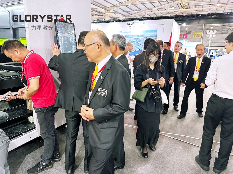 力星激光全國(guó)巡展〔臺(tái)灣站〕如火如荼！40000瓦超高功率獨(dú)領(lǐng)風(fēng)騷！