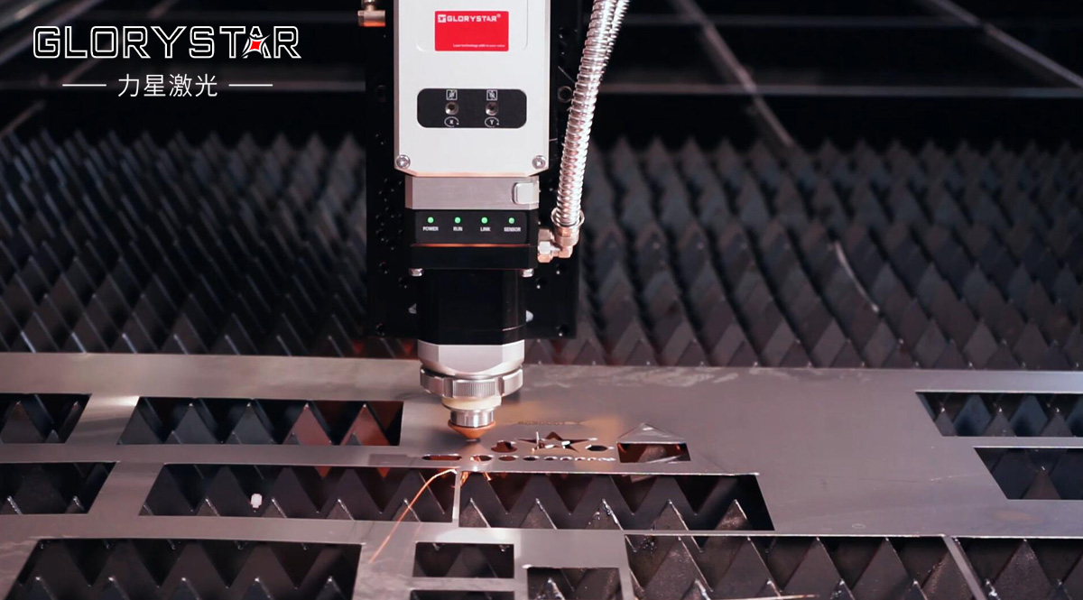 激光切割機切割頭的組成及保養(yǎng)注意事項有哪些？